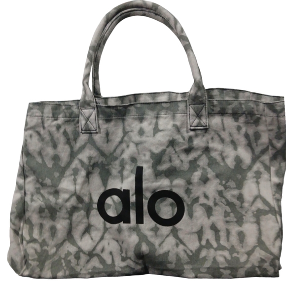 ALO Yoga Handbags - ALO YOGA BAG Tie-Dye